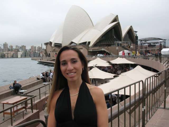 sydneyoperahouse2.jpg